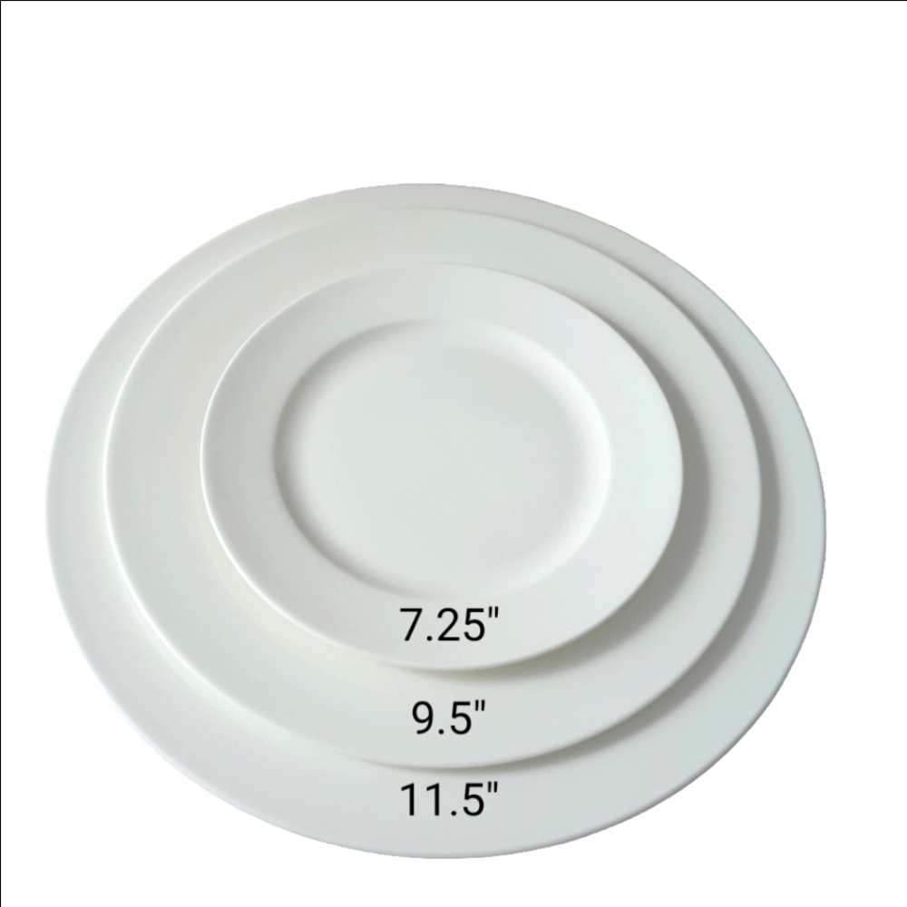Nevaeh White 5pcs Grand Rim Set by Fitz and Floyd - Picture 3 of 6